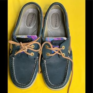 Women’s Sperry bluefish 2-eye boat shoes Size:7M
